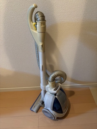 HITACHI CV-PGM8 (甲斐崎匠人) 赤坂の生活家電《掃除機》の中古