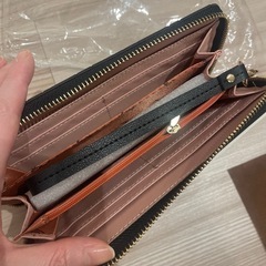 【お譲り先決定】【新品】残り1個　 レディース長財布　の画像