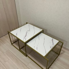 テーブル