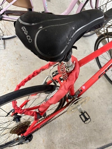 GIANT ジャイアントオレンジ専用空気入れ鍵付き背クロスバイク