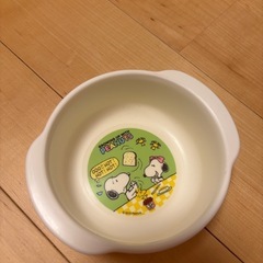ワンワン、スヌーピー食器の画像