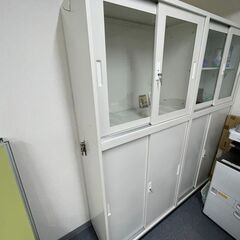 美品 スチール書庫 2台セット 鍵付き キャビネット 本棚 書類ケース