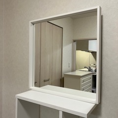 ドレッサー、鏡