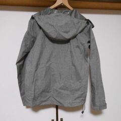 おしゃれ　かっこいい　レインウェア　レインジャケット　メンズ　Ｍサイズ　雨具　グレーの画像