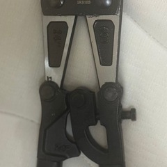 新品未使用品　ボルトカッター　ボルトクリッパー　鉄筋カッター　現場作業　土木工事　切断機　ワイヤ切り　軟鉄線　硬銅線　銅線カッター　DIY 切断工具　の画像