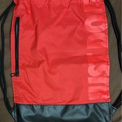 新品未使用NIKE ナップサックの画像