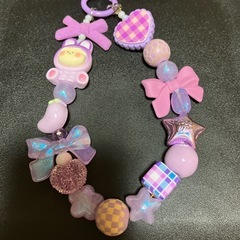 淡いパープルチャーム