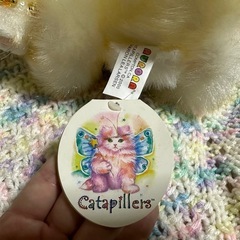 羽のついた猫のぬいぐるみ　ファンシー　かわいいの画像