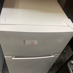 ☆中古￥8,800！オーヤマ　87㍑2ドア冷蔵庫　家電　2023...