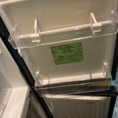 ☆中古￥9,800！IRIS OHYAMA　142㍑2ドア冷蔵庫　家電　2021年製　IRSD-14A-B型　幅50㎝ｘ奥行55㎝ｘ高さ122㎝　【BE082】の画像