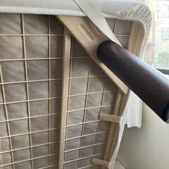 ☆中古￥5,000！MUJI　脚付きベッド　家具　幅100㎝ｘ奥行195㎝ｘ高さ49㎝　【BE084】の画像
