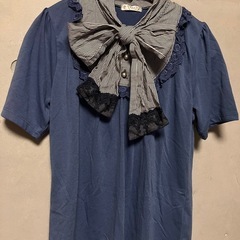アクシーズファム❋大きめリボンブルーTシャツ