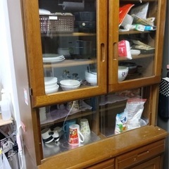 差し上げます　食器棚