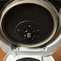 タイガー　炊飯器　　圧力IH JPC-K10Sの画像