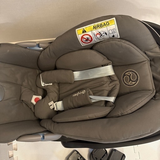 チャイルドシート　サイベックス