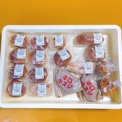 パン　1個100円　
