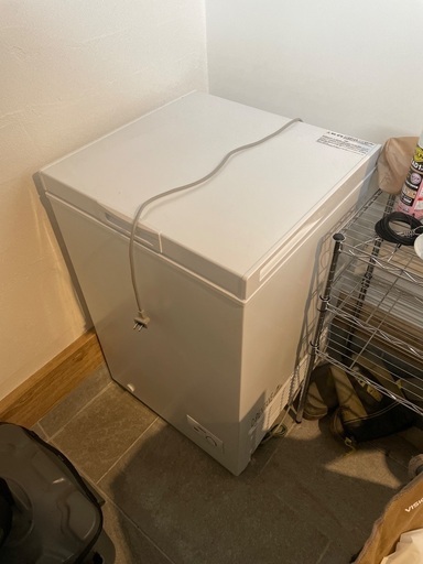 山善　冷凍庫　YF-C101 W