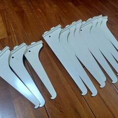 シェルフ支柱と棚受けのセットの画像