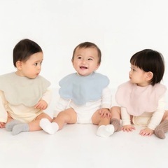《新品未開封》もこもこ天使スタイ Lien de familleの画像