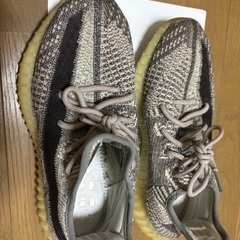 adidas yeezy boost グレー