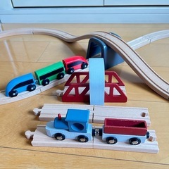 木製レール　木製電車　　IKEA イケアの画像
