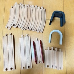 木製レール　木製電車　　IKEA イケアの画像