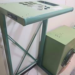 乾燥機とラックの画像