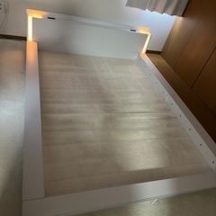 ロータイプダブルベッド