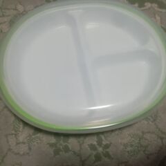 仕切りありお弁当箱３点の画像