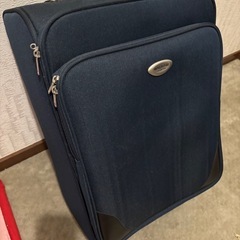 スーツケース　キャリーケース　旅行バッグ
