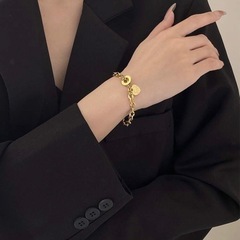【新品未使用】ハートチャーム付きブレスレットの画像
