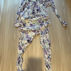 エメフィール　バラ柄　パジャマ