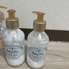 SABON空き瓶５つセットの画像