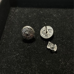 クロムハーツ　ピアス　ロゴ　両耳　