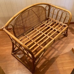 藤の椅子の画像