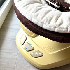 アップリカ　スマートスウィング　電動バウンサーの画像