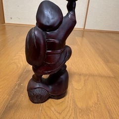【ワンコイン500円】縁起物 木彫りの大黒天像／福を呼ぶ福神さまの画像