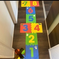 ボールプールのボール&ジョイントマットの画像