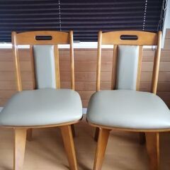 ほぼ新品　回転式ダイニングチェア　2セット