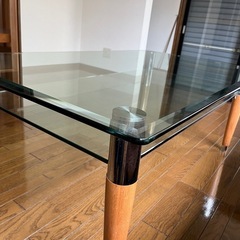ガラス机