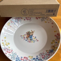 【値下げ中】ピーターラビット、パスタカレー皿の画像