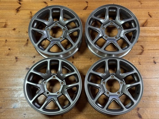 ジムニー JB64 純正アルミホイール