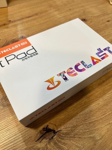 【美品】TECLAST タブレット　TLA016