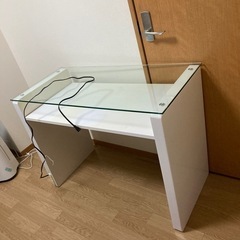 （修理🛠️できる方）ネイルテーブル