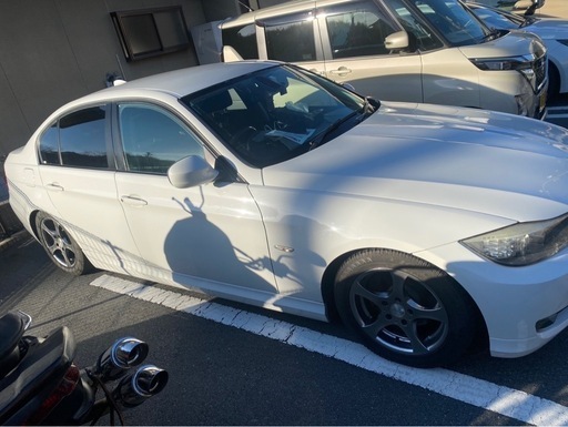 BMW320i綺麗な車です