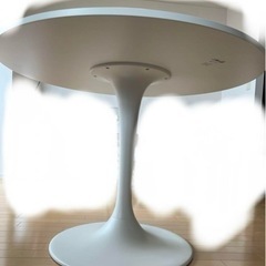 IKEA　DOCKSTA ドクスタの画像