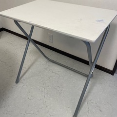ニトリ折り畳みテーブル