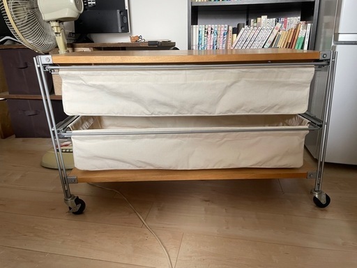 無印良品　キャスター付き　帆布×スチール2段シェルフ