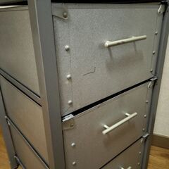 ブリキ キャビネットの画像