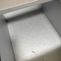 ブリキ キャビネットの画像